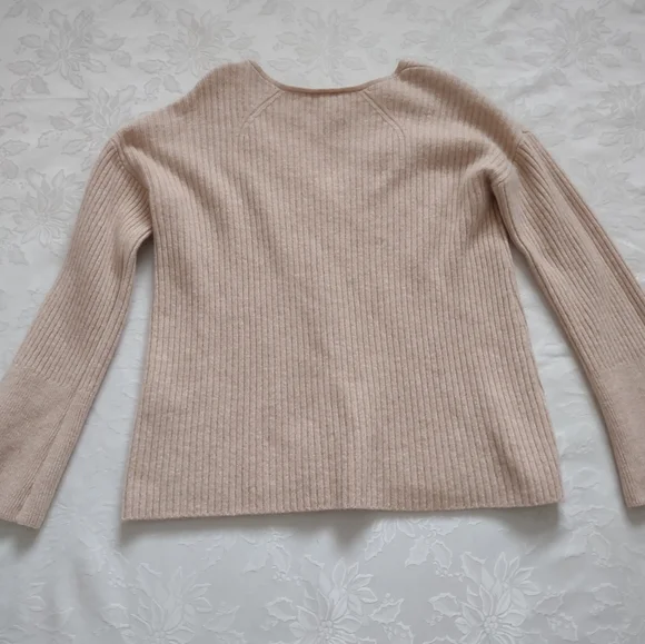 Rag & Bone rib knit v-neck merino wool sweater - Picture 7 of 13